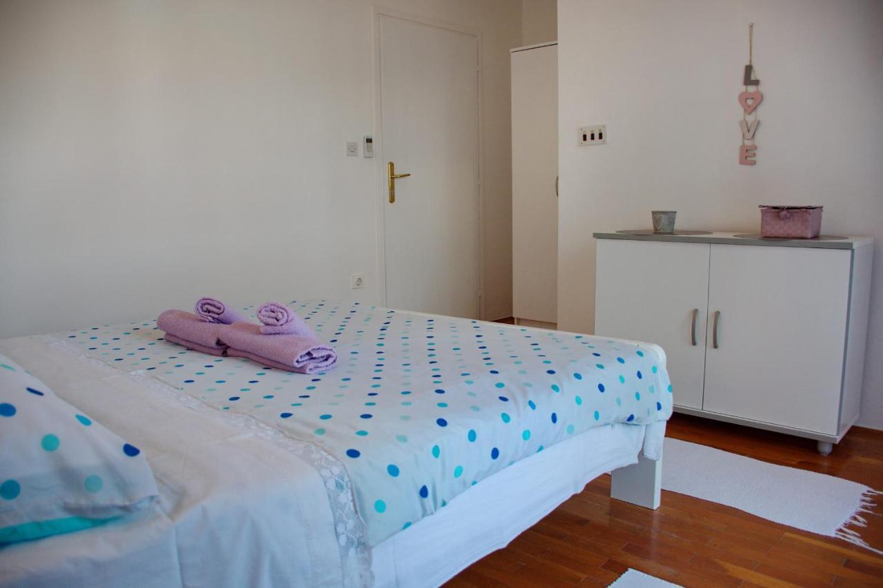 Apartments Mike โนวาลยา ภายนอก รูปภาพ