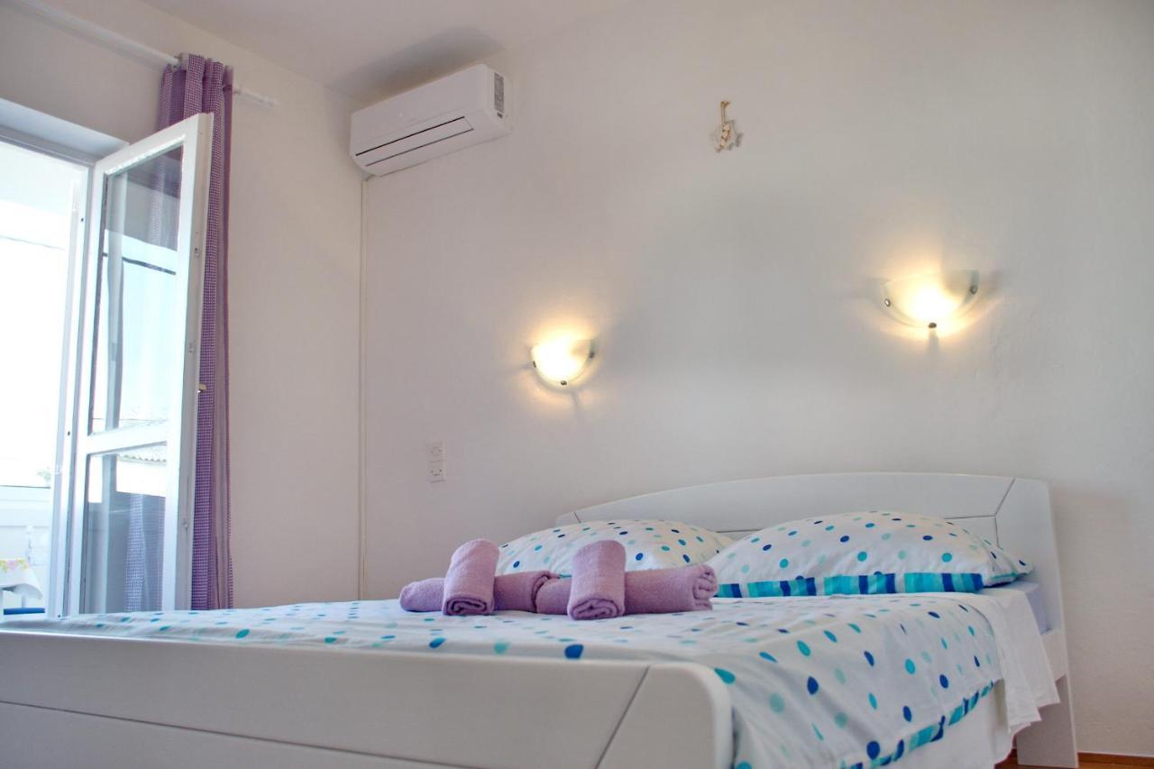 Apartments Mike โนวาลยา ภายนอก รูปภาพ