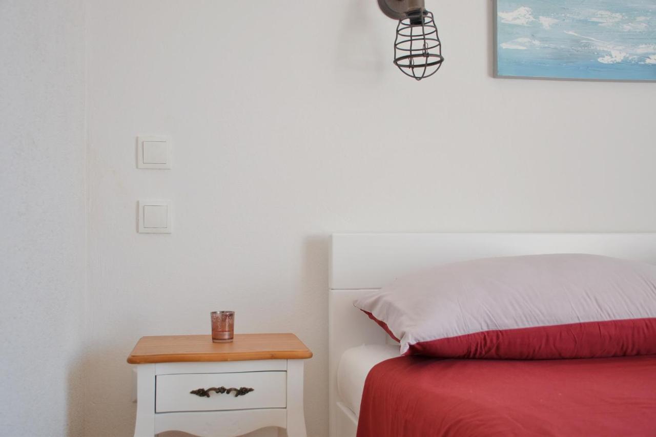 Apartments Mike โนวาลยา ภายนอก รูปภาพ