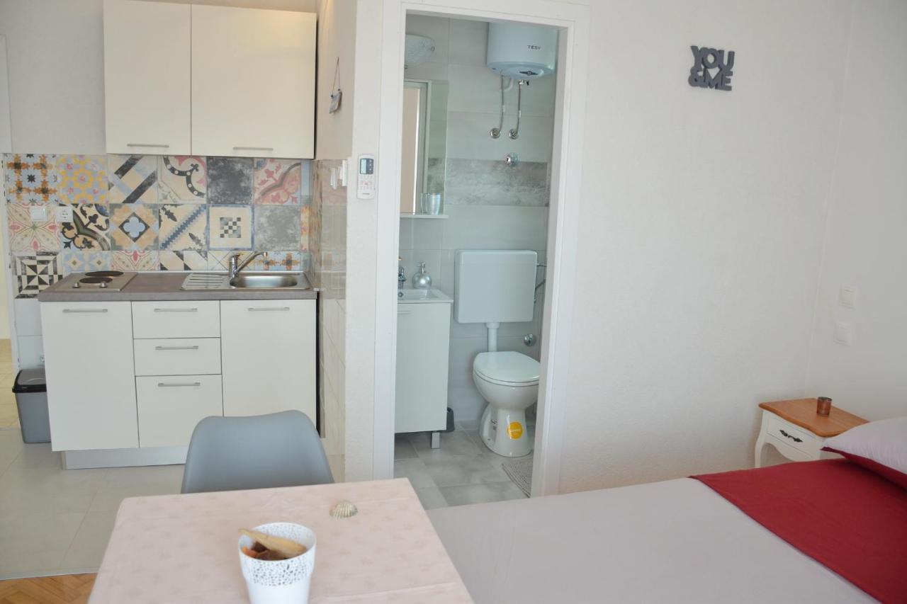 Apartments Mike โนวาลยา ภายนอก รูปภาพ