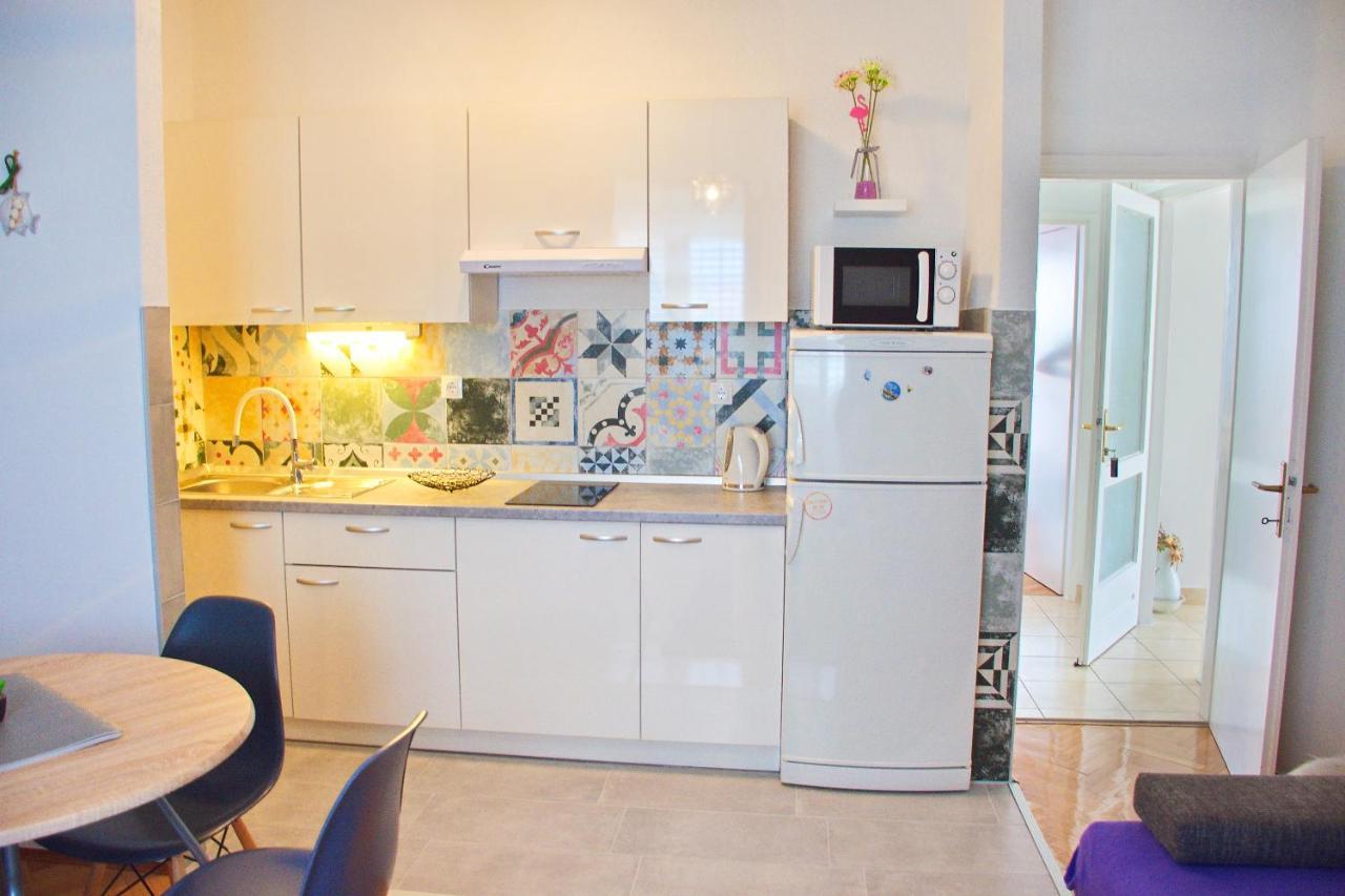 Apartments Mike โนวาลยา ภายนอก รูปภาพ
